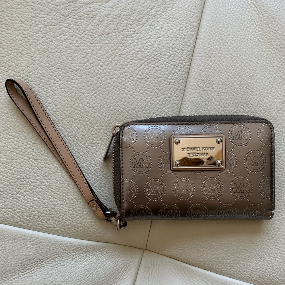 Michael Kors Wallet/Wristlet